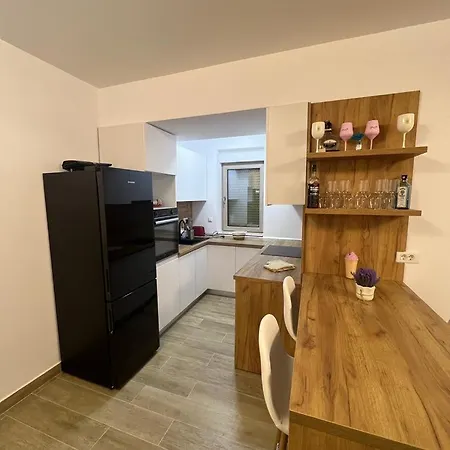 Marina Surf Mamaia Nord *